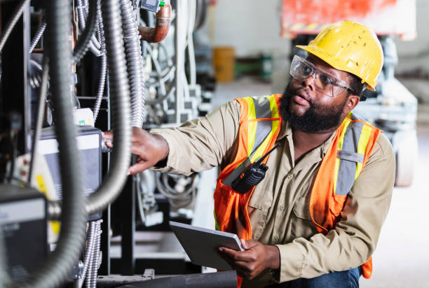 Best Electrical Contractors for Businesses  in Pleasant Hill, IA